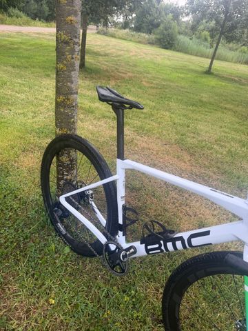Used BMC Kaius 01 ONE 2023 2023 Road & Gravel, White — image 3 of 7