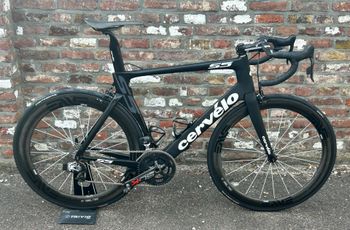 Used Cervélo S5 SRAM Red eTap 2016 Road & Gravel