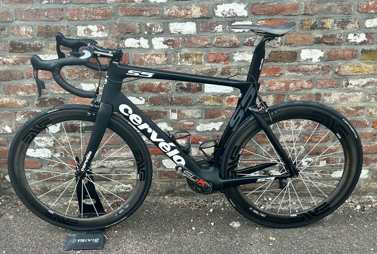 Used Cervélo S5 SRAM Red eTap 2016 Road & Gravel, Black — image 2 of 5