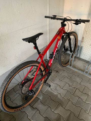 Gebrauchtes Focus RAVEN 8.8 2020 2020 Mountainbike, Rot, 29 — Bild 2 von 5