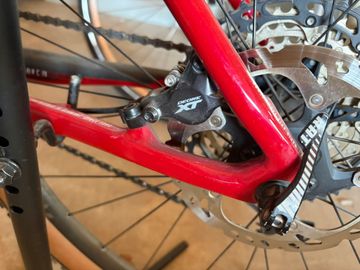 Gebrauchtes Focus RAVEN 8.8 2020 2020 Mountainbike, Rot, 29 — Bild 4 von 5