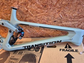 Tweedehands Transition Sentinel Carbon Frameset 2024 Frameset 2024 Mountainbike — afbeelding 2 van 4