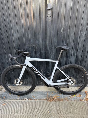 Brugt BMC Teammachine Shimano Ultegra Di2 2024 Road & Gravel — billede 2 af 7