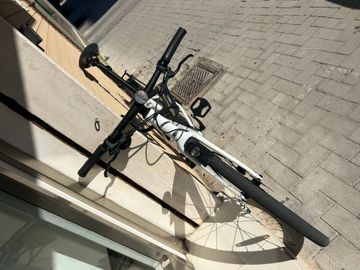 Used Canyon Roadlite Shimano Deore 2024 Mountainbike, White — image 8 of 20