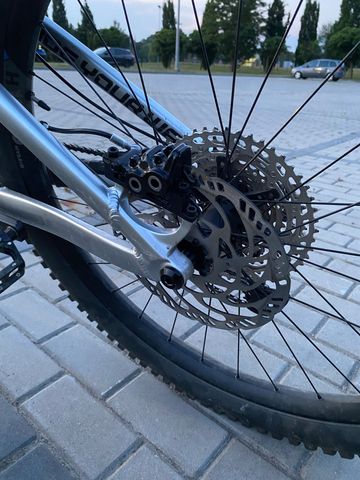 Dartmoor Hornet Shimano Deore XT 2025 Mountainbike d'occasion — image 6 sur 14