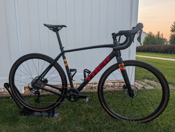 Used Trek Checkpoint ALR 5 2023 2023 Road & Gravel