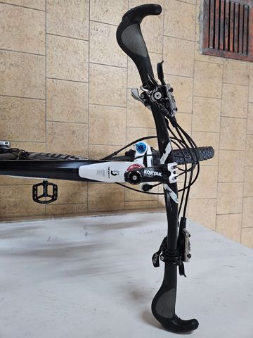 Used Scott Genius SRAM X9 2011 Mountainbike, White — image 14 of 15