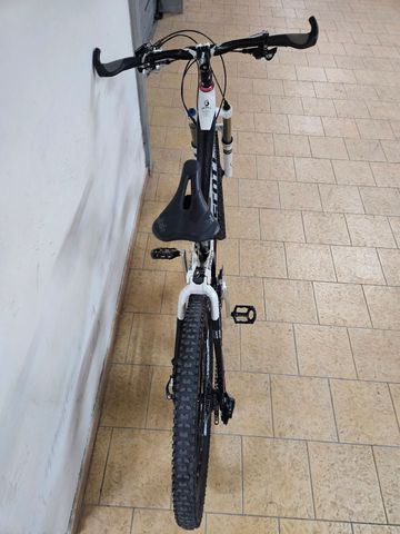 Used Scott Genius SRAM X9 2011 Mountainbike, White — image 10 of 15