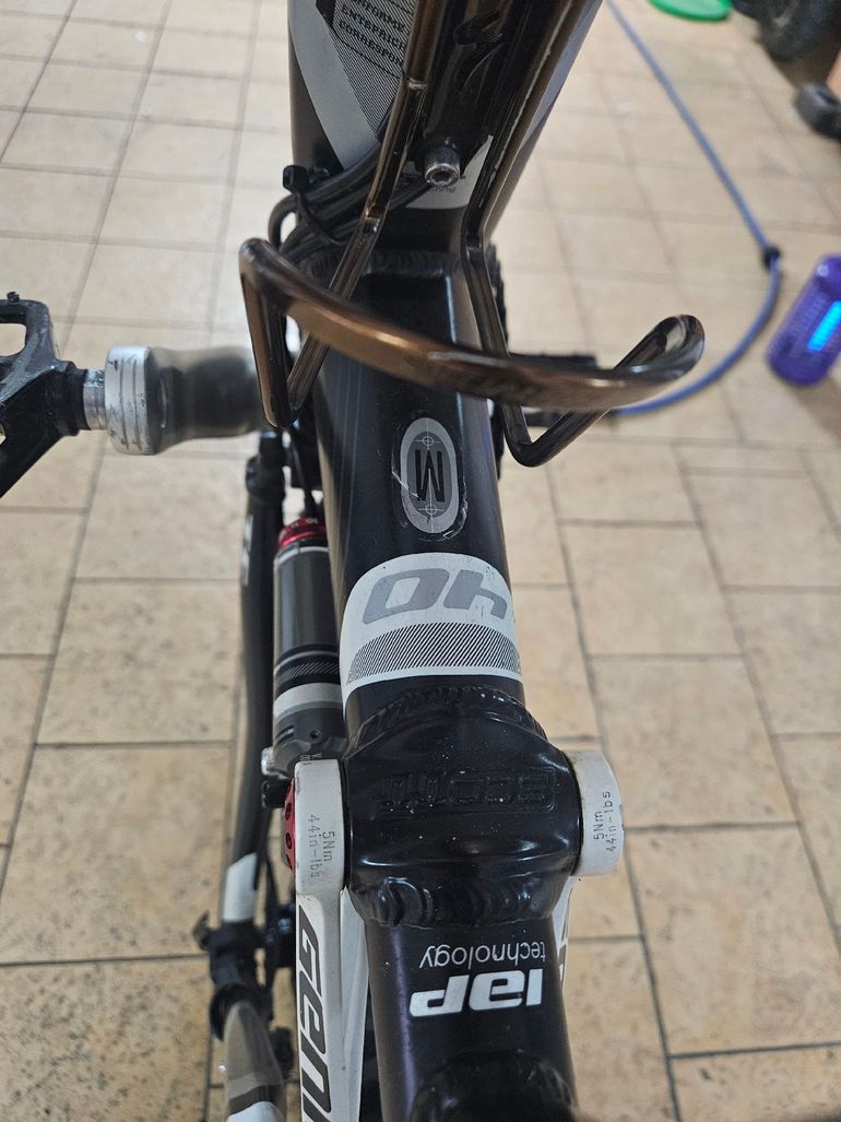 Tweedehands Scott Genius SRAM X9 2011 Mountainbike — afbeelding 15 van 15