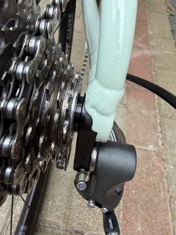 Used Canyon Endurace 6 2024 2024 Road & Gravel, Light Gray — image 13 of 20