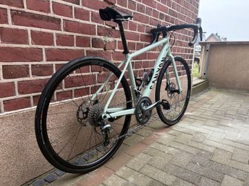 Used Canyon Endurace 6 2024 2024 Road & Gravel, Light Gray — image 18 of 20