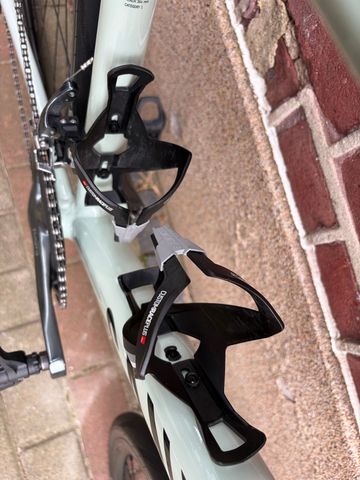 Used Canyon Endurace 6 2024 2024 Road & Gravel, Light Gray — image 7 of 20