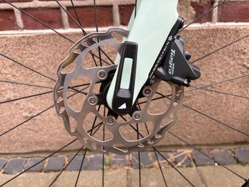 Used Canyon Endurace 6 2024 2024 Road & Gravel, Light Gray — image 11 of 20