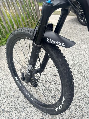 Used Canyon Neuron CF 8.0 2019 2019 Mountainbike, Light Gray, 27.5, 29 — image 7 of 7