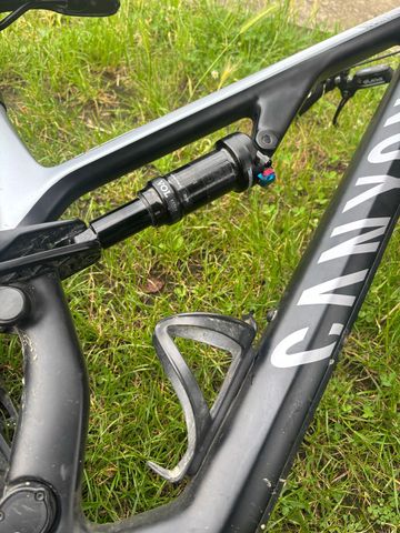 Used Canyon Neuron CF 8.0 2019 2019 Mountainbike, Light Gray, 27.5, 29 — image 5 of 7