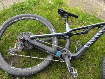 Tweedehands Canyon Neuron CF 8.0 2019 2019 Mountainbike — afbeelding 3 van 6