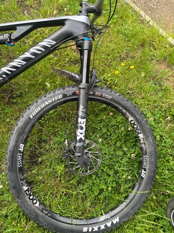 Tweedehands Canyon Neuron CF 8.0 2019 2019 Mountainbike — afbeelding 5 van 6