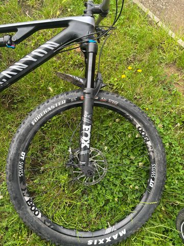Used Canyon Neuron CF 8.0 2019 2019 Mountainbike, Light Gray, 27.5, 29 — image 6 of 7