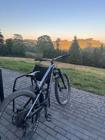 Used Canyon Neuron CF 8.0 2019 2019 Mountainbike, Light Gray, 27.5, 29 — image 3 of 7