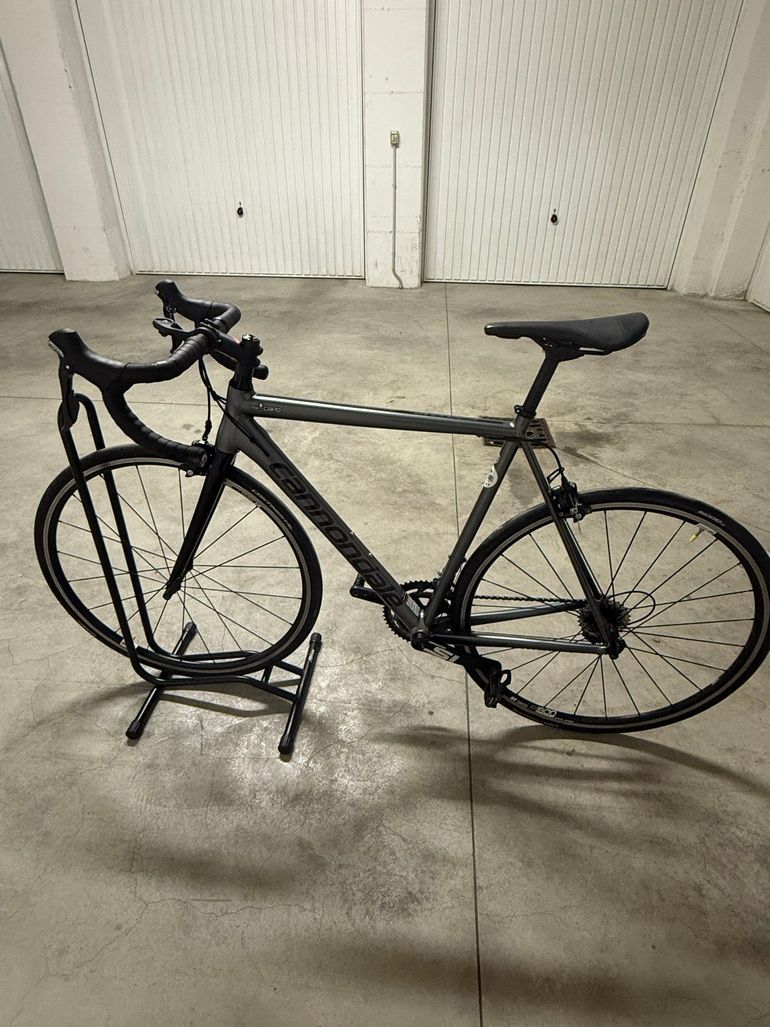 Used Cannondale Caad Shimano 105 2021 Road & Gravel, Black — image 3 of 8