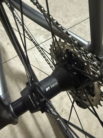 Used Cannondale Caad Shimano 105 2021 Road & Gravel, Black — image 6 of 8