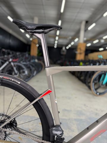 Brugt BMC Roadmachine 01 THREE AXS 2022 Road & Gravel — billede 7 af 24