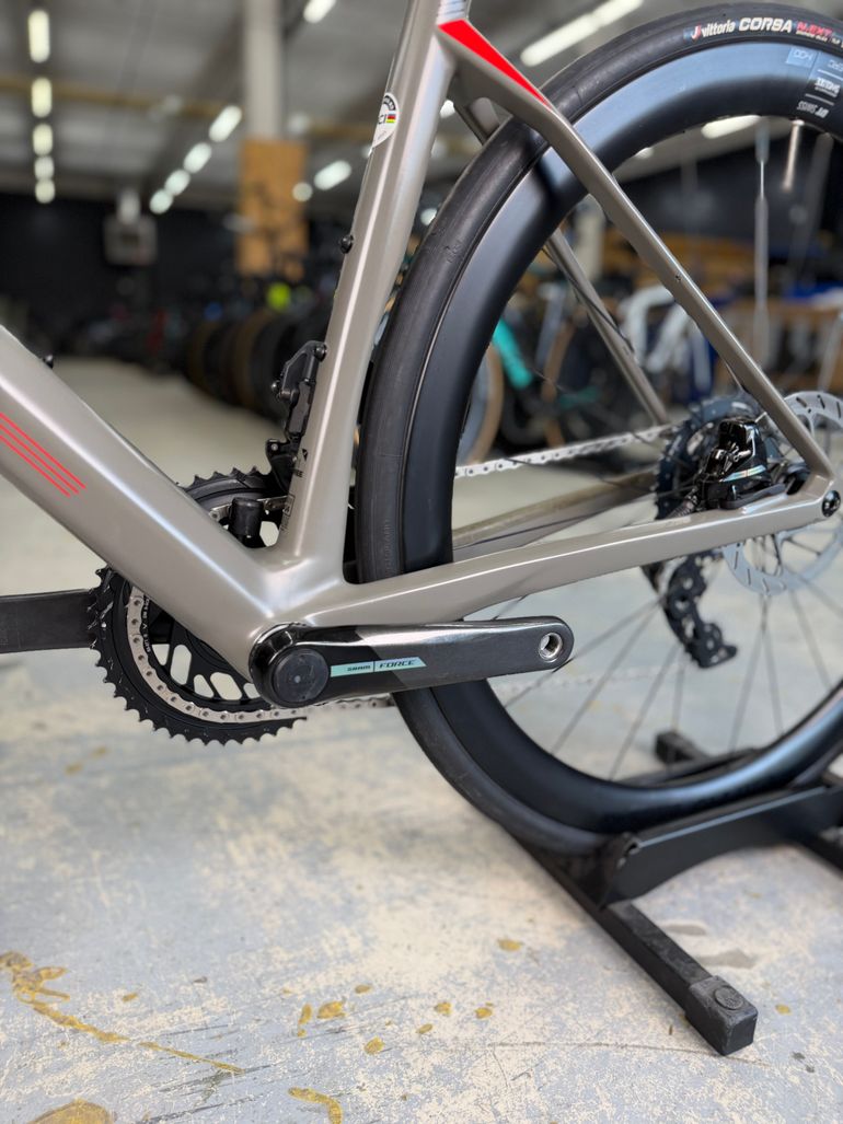 Brugt BMC Roadmachine 01 THREE AXS 2022 Road & Gravel — billede 22 af 24