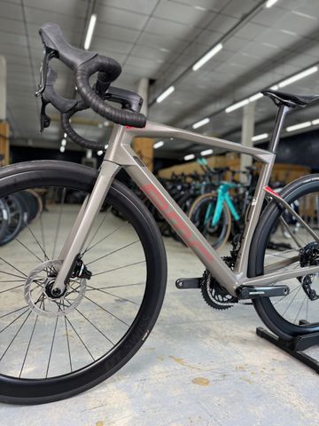 Brugt BMC Roadmachine 01 THREE AXS 2022 Road & Gravel — billede 16 af 24