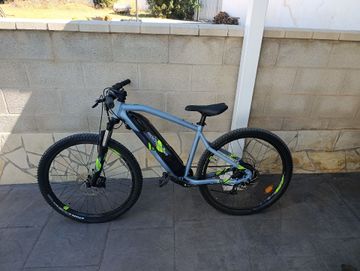 ROCKRIDER Mountain Bike Other Shimano 2024 Mountainbike usato, Blu — immagine 2 di 3