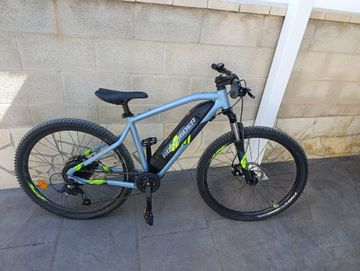 ROCKRIDER Mountain Bike Other Shimano 2024 Mountainbike usato, Blu — immagine 1 di 3