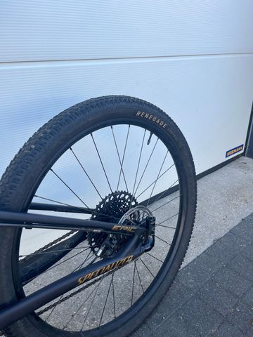 Specialized Epic Comp 2023 2023 Mountainbike d'occasion — image 7 sur 9