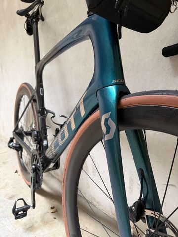 Używany Scott Foil RC 20 2022 2022 Road & Gravel — zdjęcie 4 z 5
