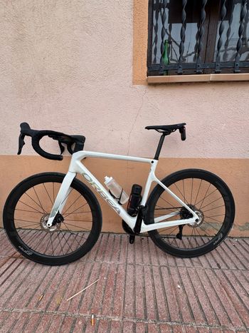 Orbea ORCA M30 2022 2022 Road & Gravel usato, Bianco — immagine 2 di 7