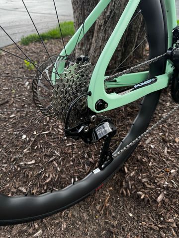 Used KHS FLITE 700 2024 2024 Road & Gravel, Green — image 3 of 10