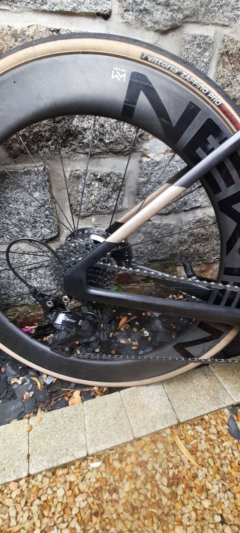 Used Megamo PULSE 20 2025 2025 Road & Gravel, Black — image 4 of 11