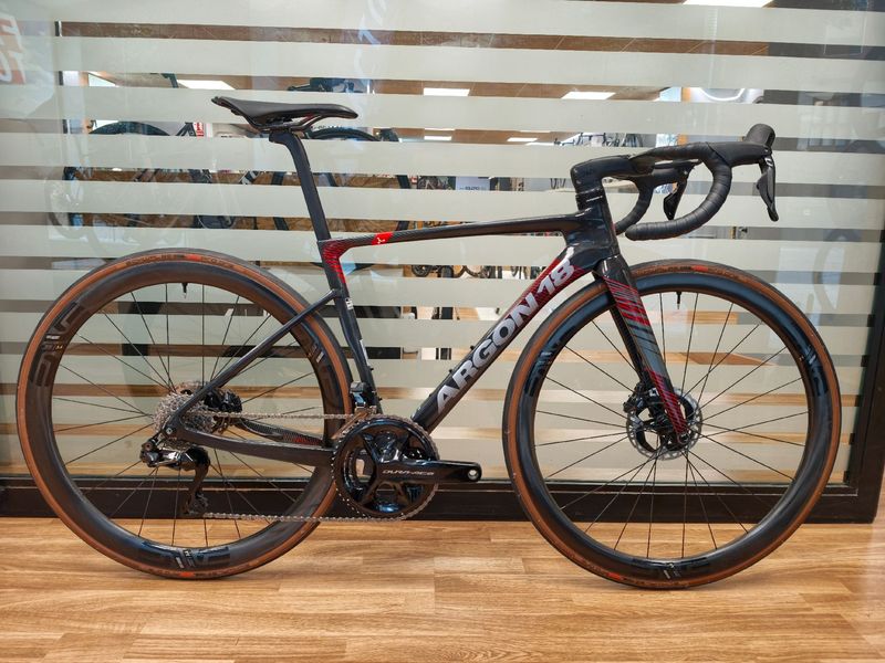 Used Argon 18 Sum Pro Shimano Dura-Ace Di2 2025 2025 Road & Gravel