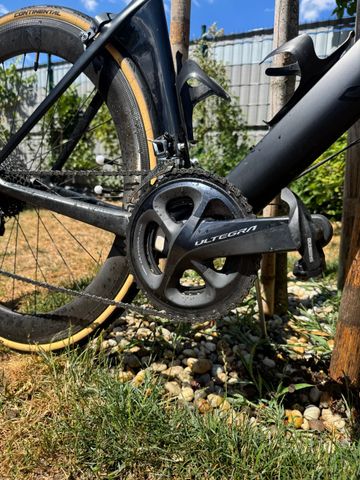 Used Canyon Aeroad CF SL 8.0 2019 2019 Road & Gravel, Black — image 4 of 6