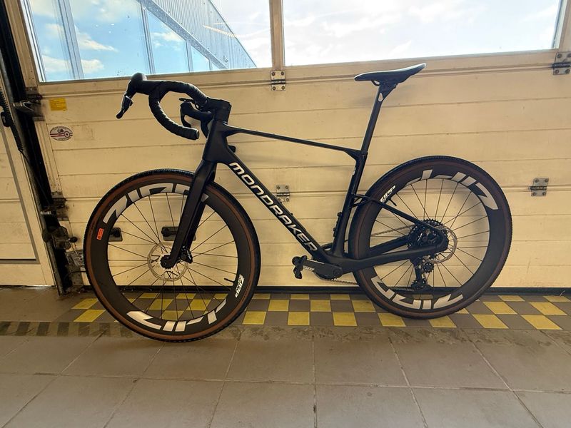 Used Mondraker Custom SRAM Force eTap AXS 2025 Road & Gravel