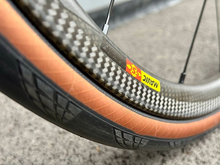 Used Scott Addict SRAM Red eTap AXS 2008 Road & Gravel, Black — image 9 of 14