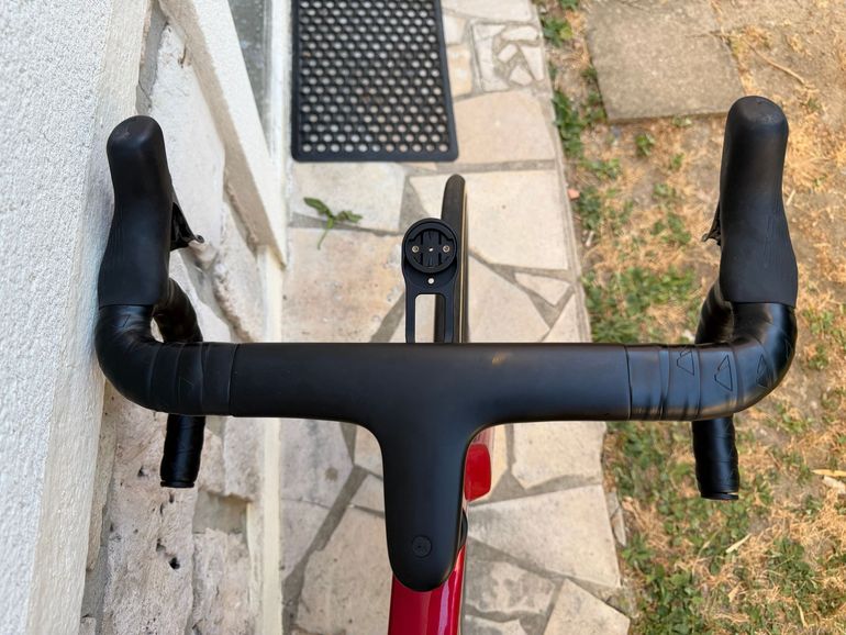 Brugt Canyon Ultimate CF SL 8 Di2 2024 2024 Road & Gravel — billede 4 af 7