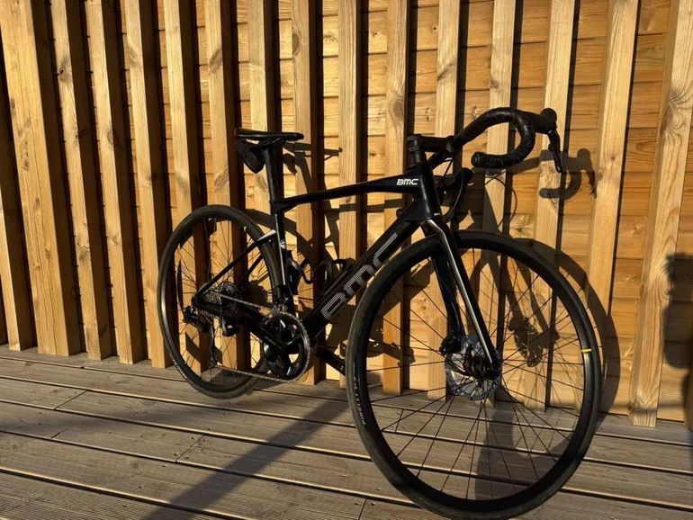 Used BMC Roadmachine FIVE 2024 2024 Road & Gravel, Black — image 2 of 19