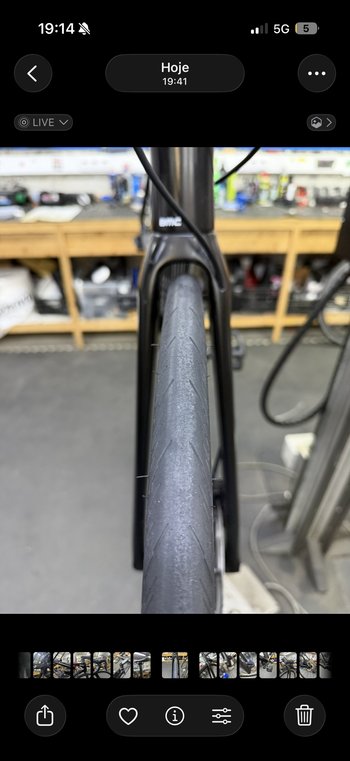 Used BMC Roadmachine FIVE 2024 2024 Road & Gravel, Black — image 11 of 19