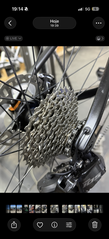 Used BMC Roadmachine FIVE 2024 2024 Road & Gravel, Black — image 8 of 19