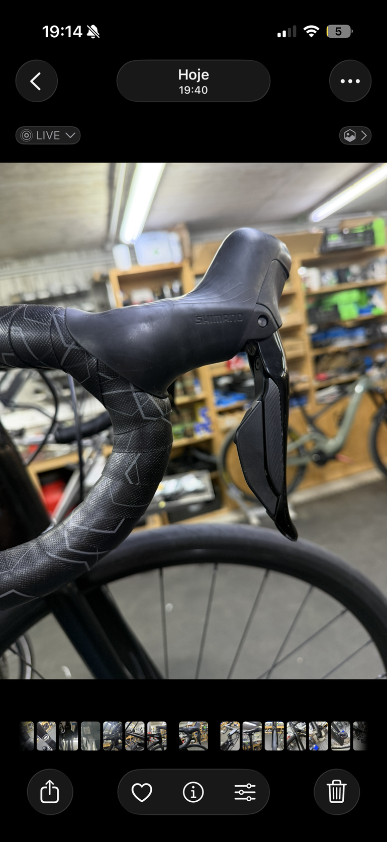 Used BMC Roadmachine FIVE 2024 2024 Road & Gravel, Black — image 10 of 19