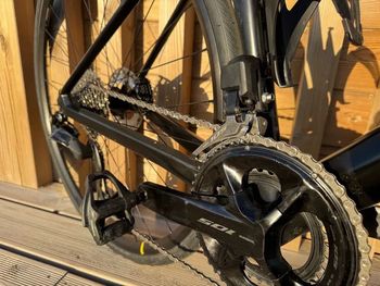 Used BMC Roadmachine FIVE 2024 2024 Road & Gravel, Black — image 3 of 19