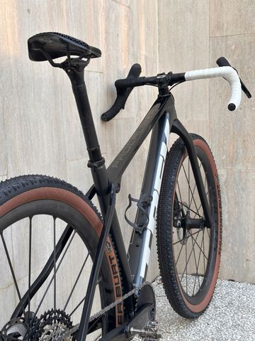 Used Trek Procaliber Shimano GRX 2021 Mountainbike, Black — image 9 of 11