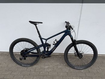 Použité Trek Fuel EX 9.8 XT Gen 6 2023 2023 MTB