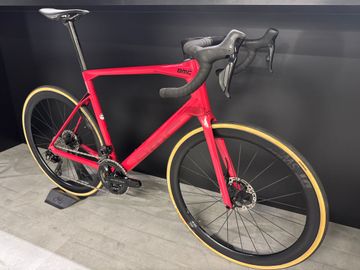 Tweedehands BMC Roadmachine 01 ONE P2P 2022 2022 Road & Gravel — afbeelding 7 van 10