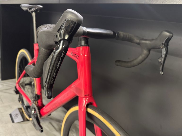 Brugt BMC Roadmachine 01 ONE P2P 2022 2022 Road & Gravel — billede 10 af 10