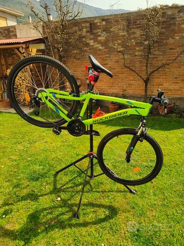Brugt Rockrider ST100 2022 Mountainbike — billede 1 af 2